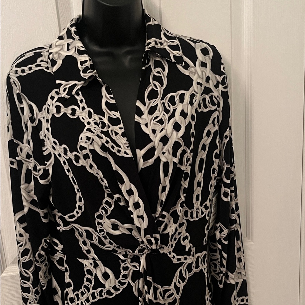 INC International Concepts Monochrome Chain Pattern Top
